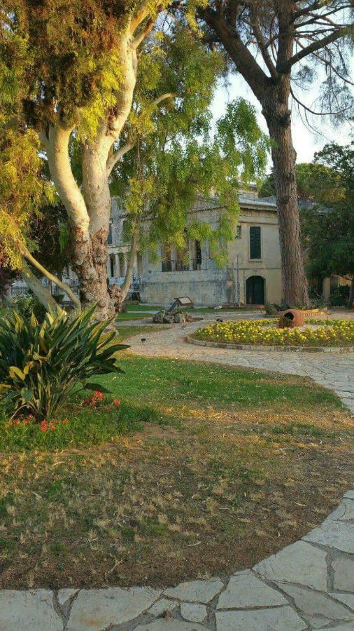 Helens Apartment Corfu  外观 照片